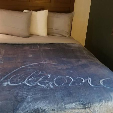 Osu 2 Queen Beds Hotel Room 117 Wi-Fi Stillwater Bagian luar foto